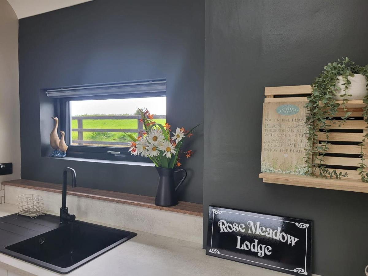Rose Meadow Lodge Liscannor Extérieur photo